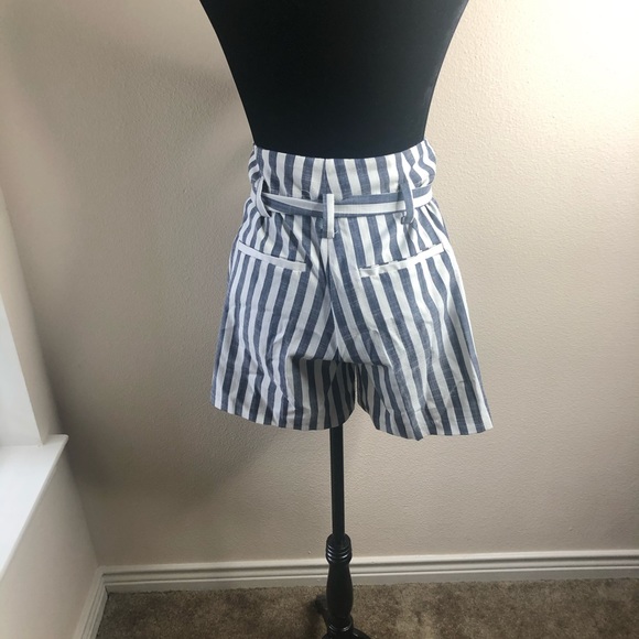 New York & Company High-Waisted Striped Shorts — Size 6 ✨ (only worn once) - Picture 7 of 10